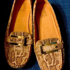 Casual reptile print Naturalizer shoes